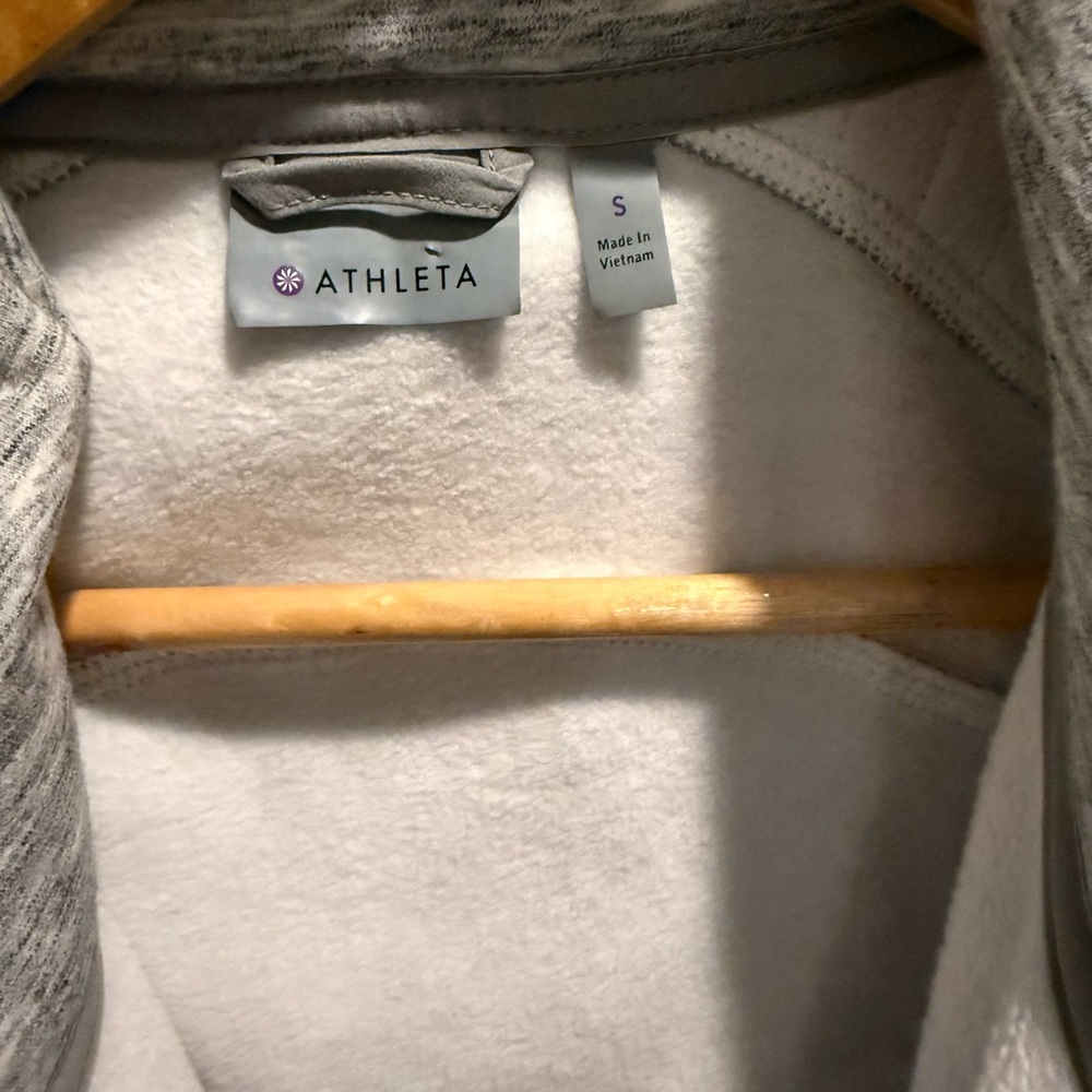 Athleta Stronger Jacket Women’s M Gray Hooded Full Zip Fleece Backed Travel Run - Picture 11 of 12